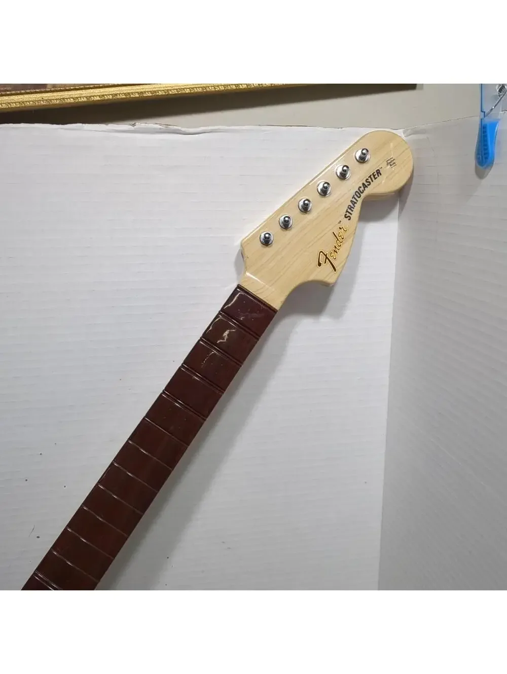 Rock Band Stratocaster XBOX 360 Wireless Guitar XBGTS2 Harmonix No Battery Cover
